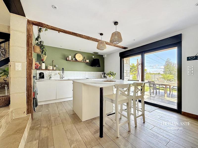 Maison ancienne - 180 m² - 7 pièces