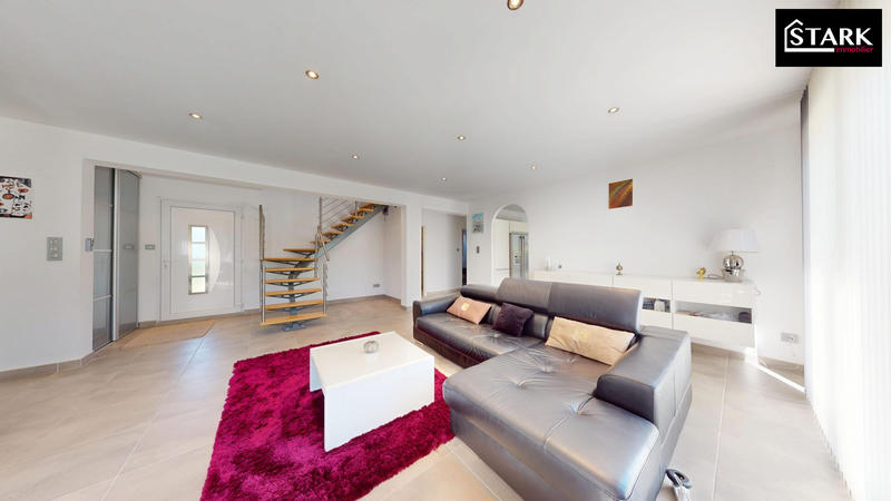 Maison contemporaine - 168 m² - 6 pièces