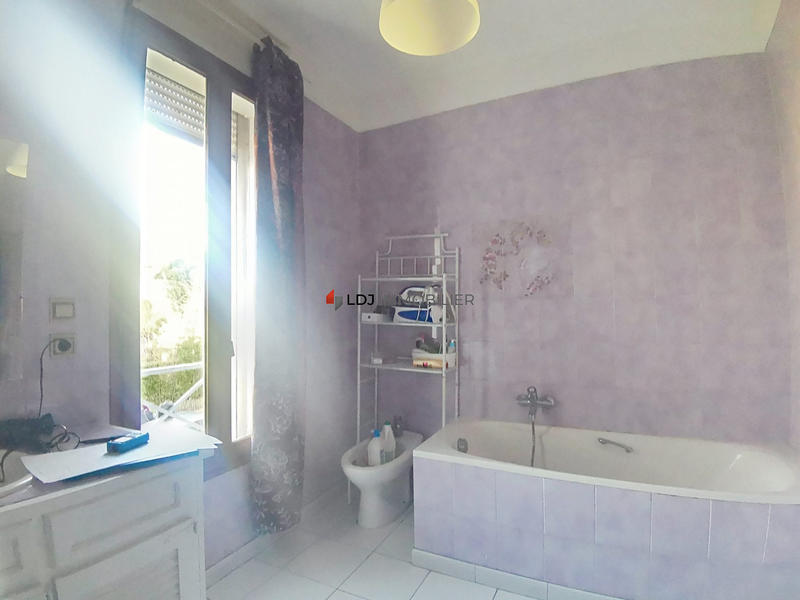 Maison - 151 m² - 6 pièces