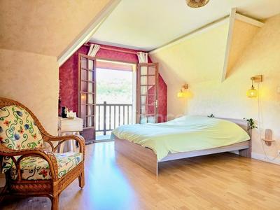 Pavillon - 135 m² - 6 pièces