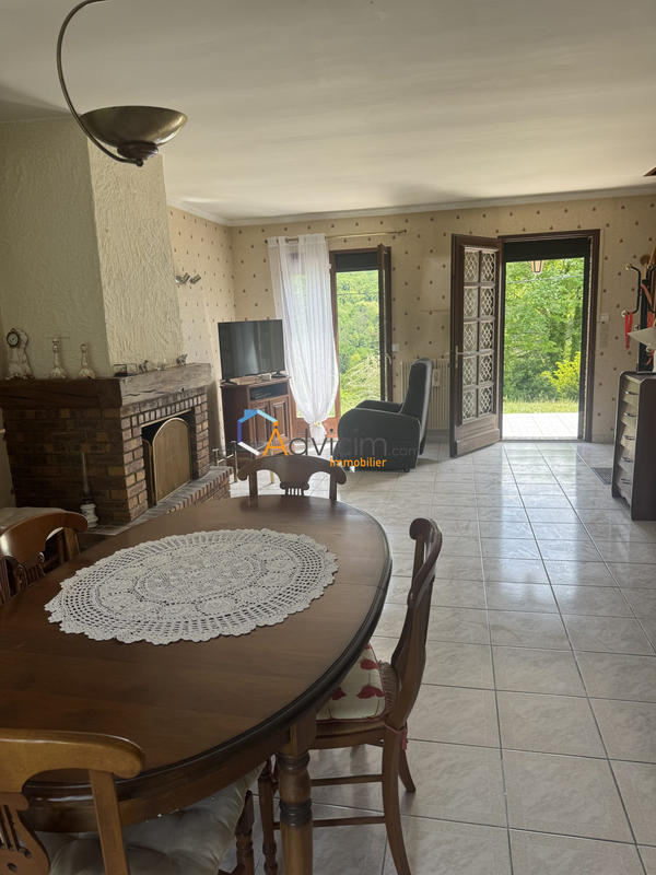 Maison - 90 m² - 4 pièces
