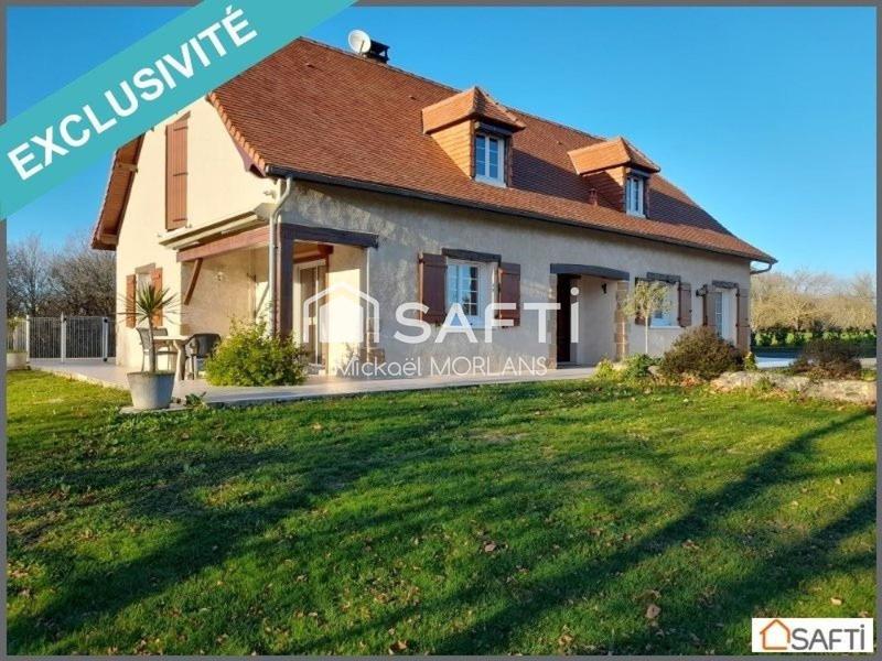 Maison - 205 m² - 9 pièces