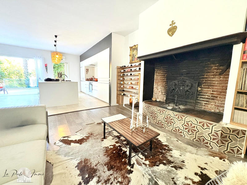 Mas - 210 m² - 5 pièces