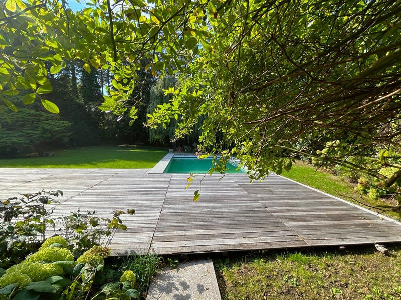 Maison - 180 m² - 6 pièces