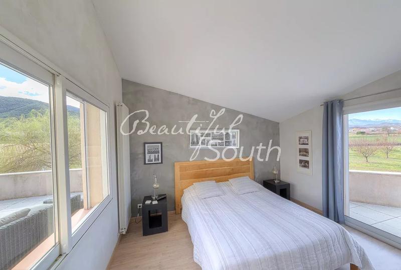 Maison - 279 m² - 6 pièces