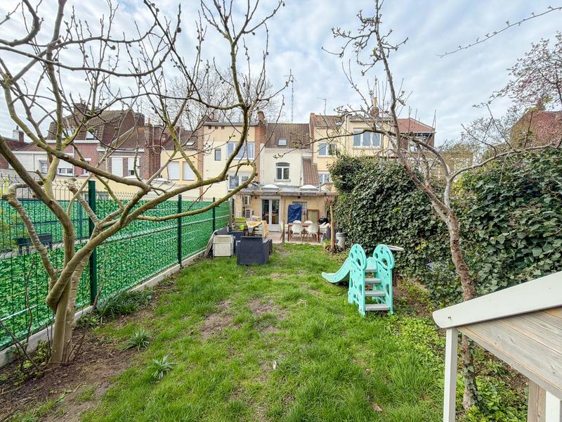 Maison - 103 m² - 5 pièces