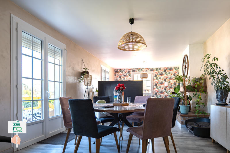 Maison - 97 m² - 5 pièces