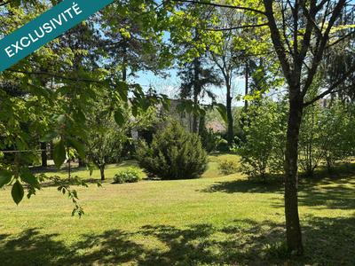 Maison de maîtres - 381 m² - 11 pièces