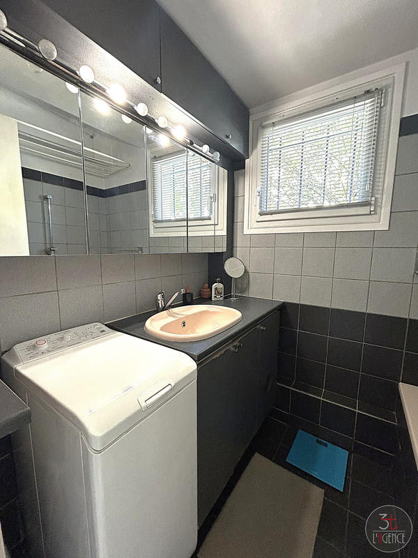 Appartement - 60 m² - 3 pièces