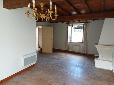 Maison - 94 m² - 5 pièces