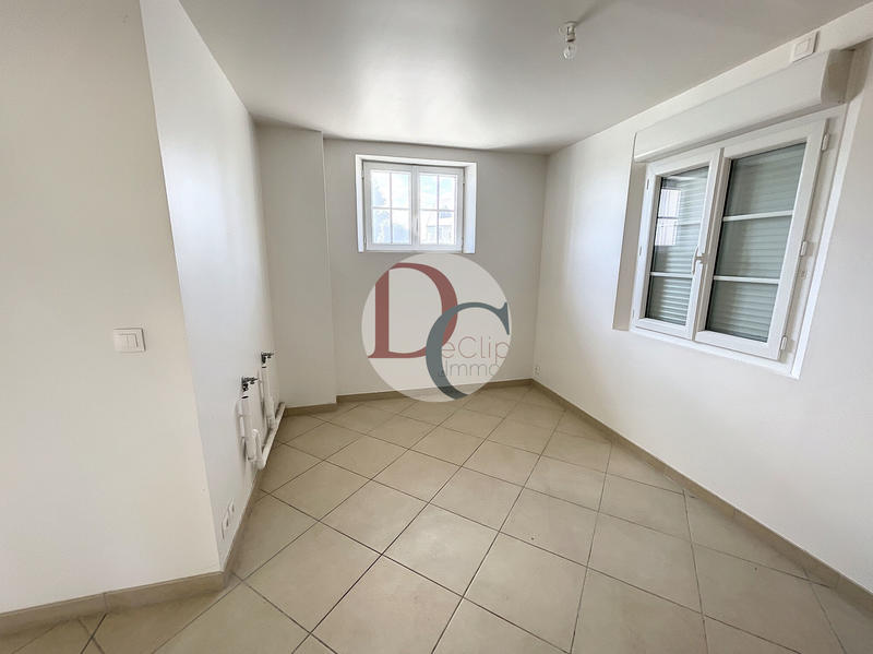 Maison - 316 m² - 11 pièces