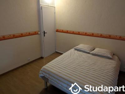 Chambre - 9 m² - 1 pièce