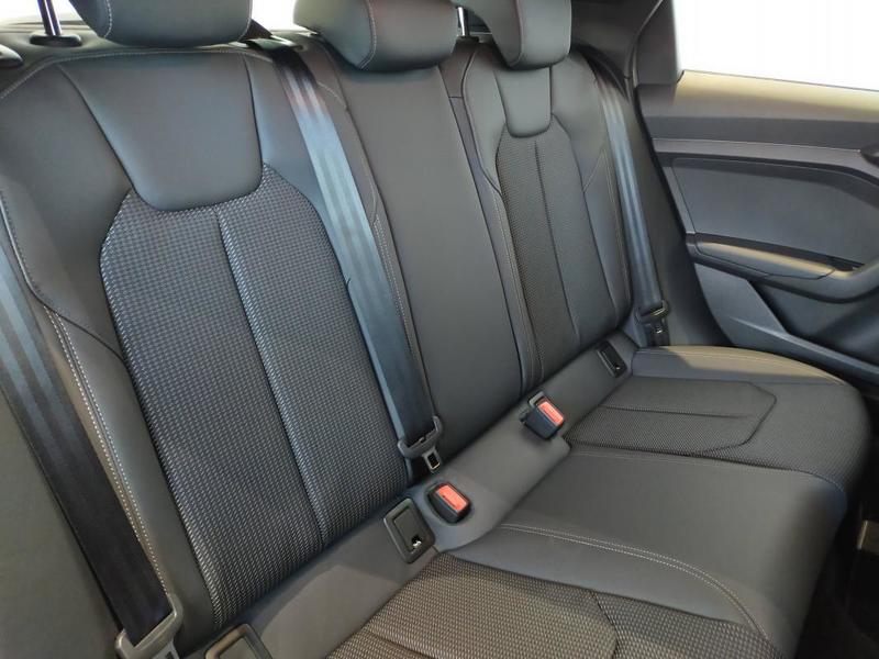 Audi A1 sportback 30 Tfsi 116 ch s tronic 7 s line