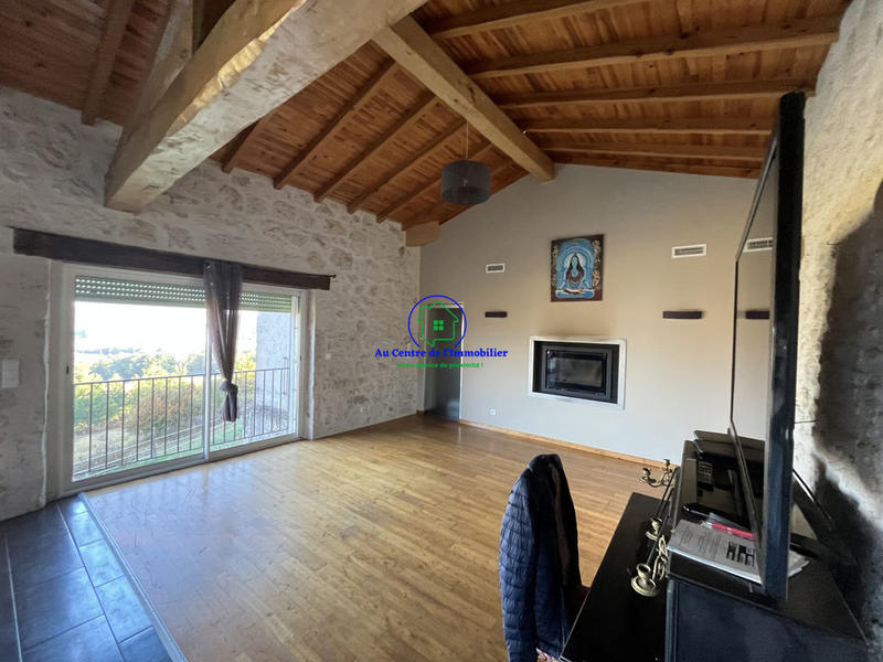 Maison en pierre - 121 m² - 5 pièces