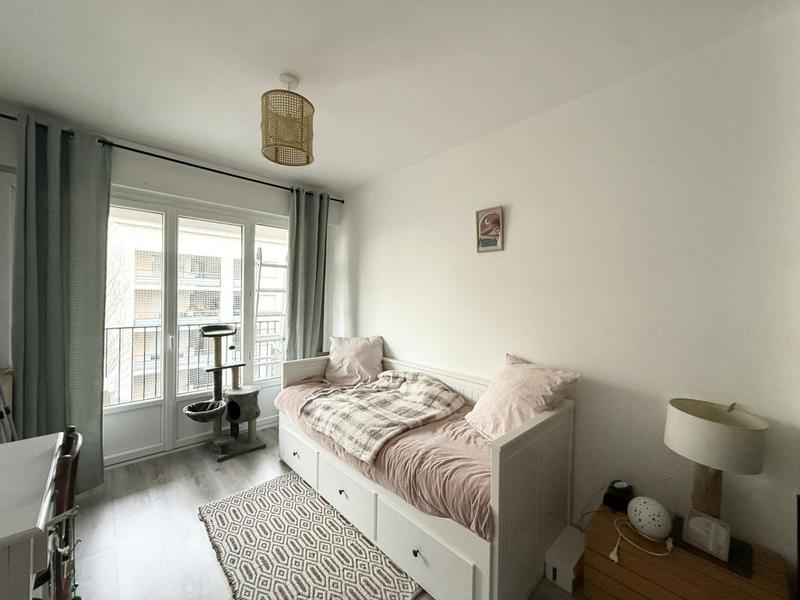 Appartement ancien - 61 m² - 3 pièces