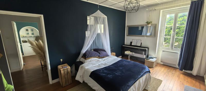 Maison - 272 m² - 11 pièces