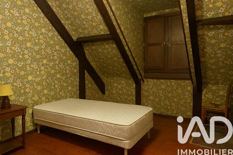 Maison - 137 m² - 7 pièces