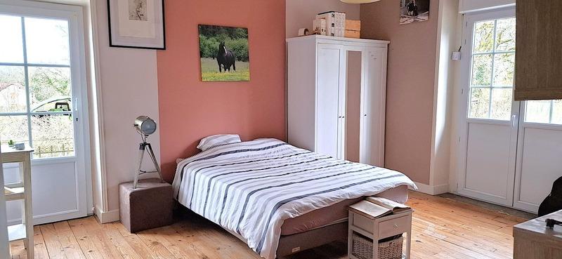 Propriété - 346 m² - 14 pièces