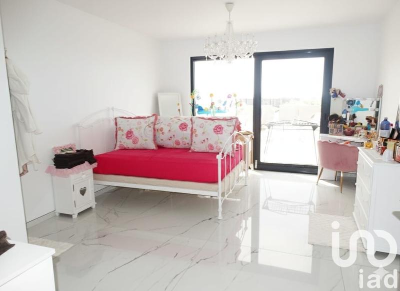 Maison de maîtres - 300 m² - 7 pièces