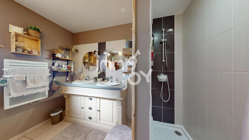 Maison - 85 m² - 4 pièces