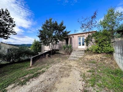 Maison - 99 m² - 4 pièces