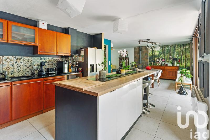 Maison - 190 m² - 7 pièces