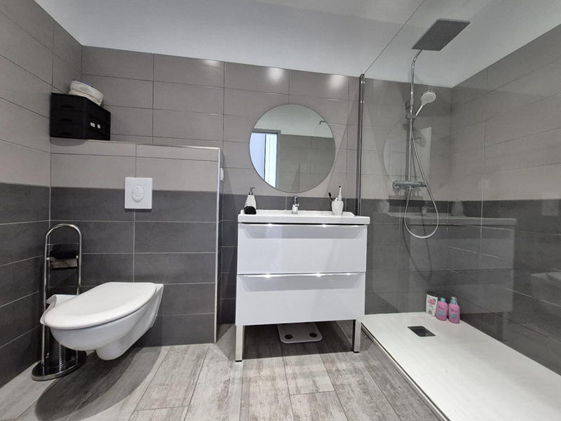 Appartement - 186 m² - 7 pièces