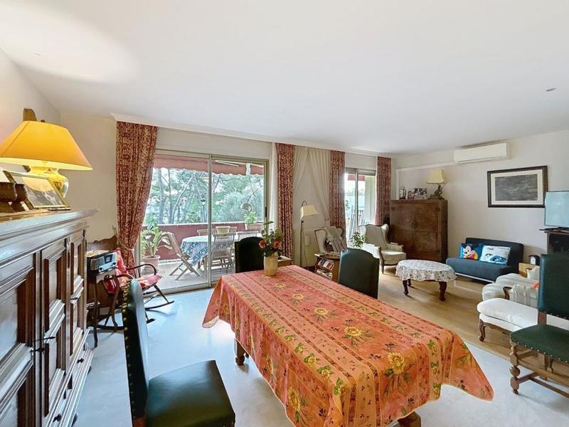 Appartement - 92 m² - 3 pièces