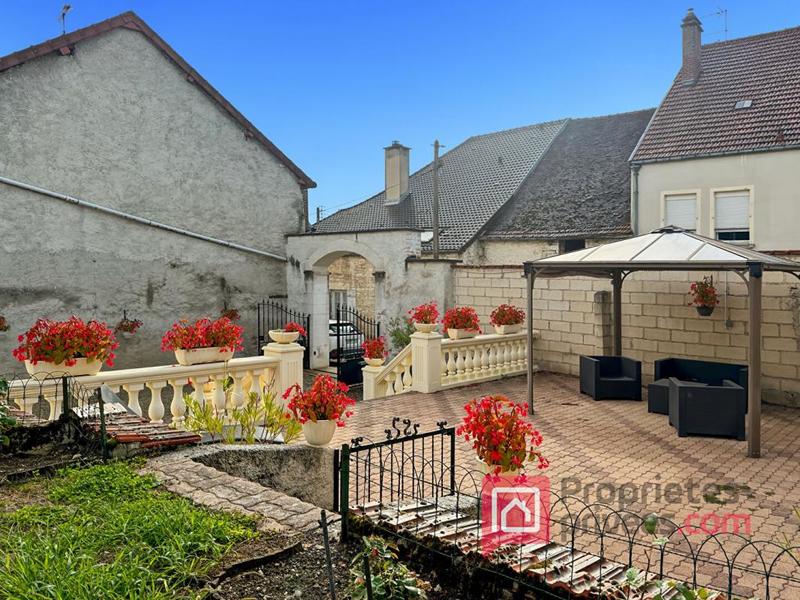 Maison - 118 m² - 6 pièces