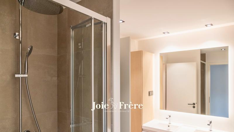 Appartement - 79 m² - 3 pièces