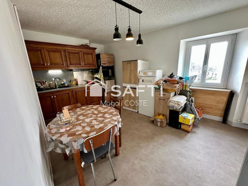 Maison - 93 m² - 5 pièces