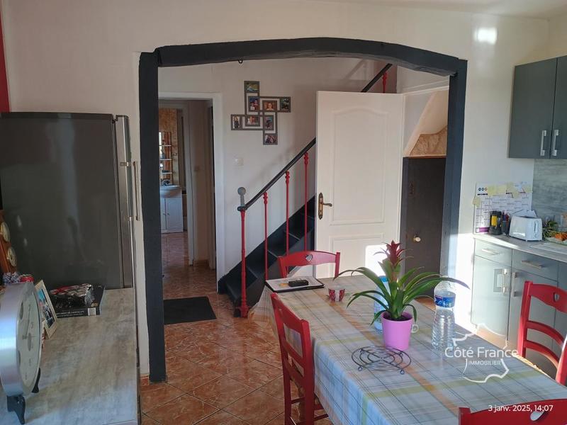 Propriété - 185 m² - 8 pièces