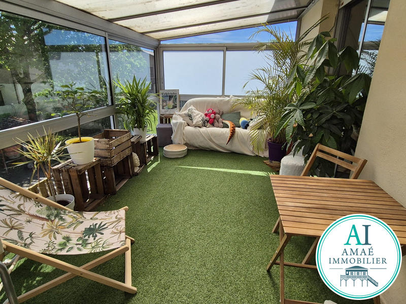 Maison - 241 m² - 11 pièces