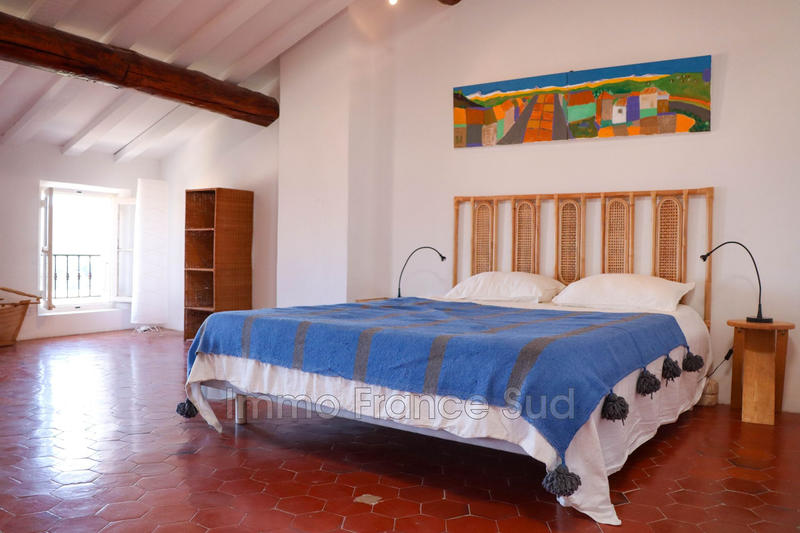 Maison - 180 m² - 5 pièces