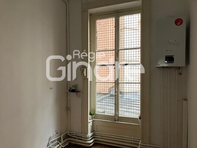 Bureau - 93 m² - 1 pièce