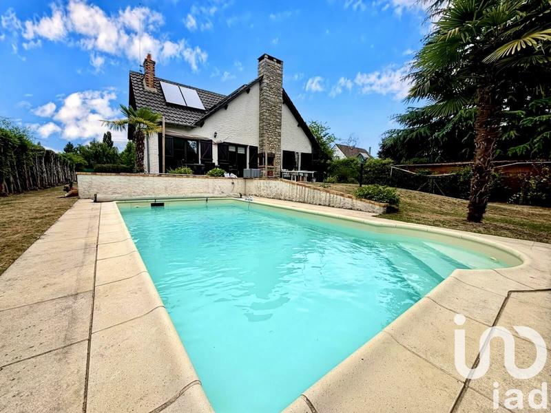 Maison - 200 m² - 7 pièces