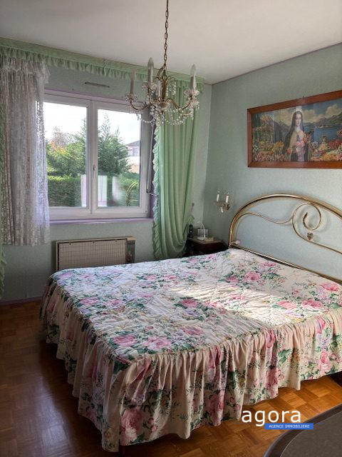 Maison - 137 m² - 6 pièces