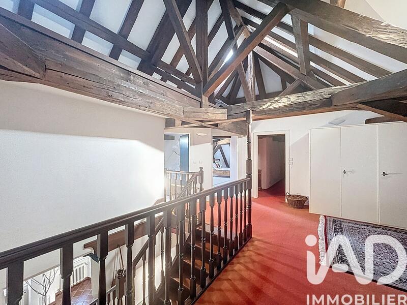 Maison - 406 m² - 10 pièces