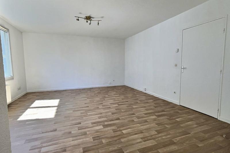 Appartement - 96 m² - 4 pièces