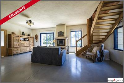 Maison en pierre - 108 m² - 4 pièces