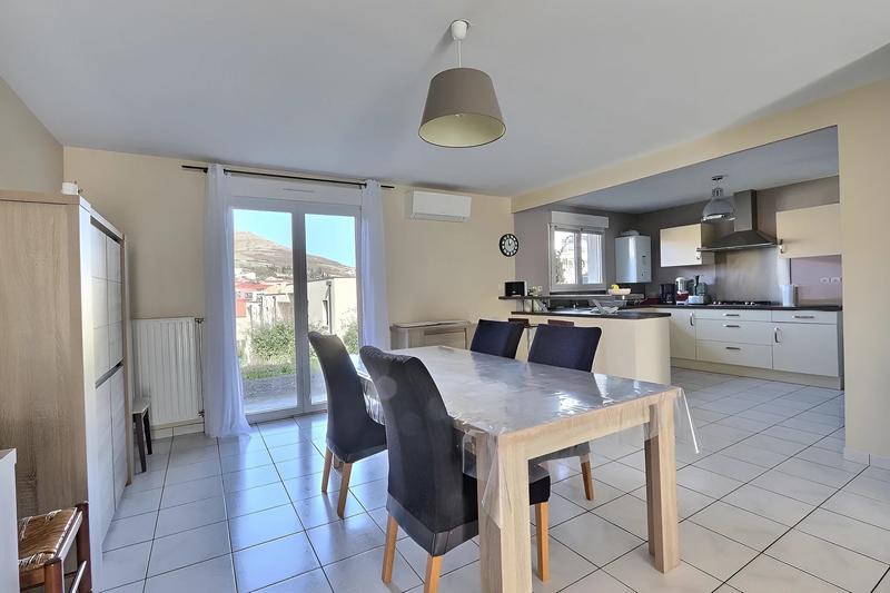 Maison - 122 m² - 5 pièces