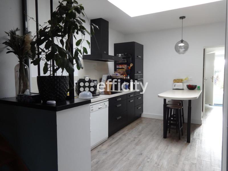 Maison - 110 m² - 6 pièces