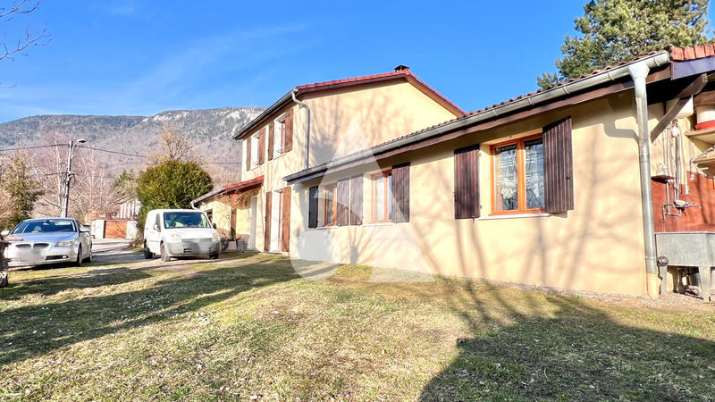 Maison - 165 m² - 5 pièces