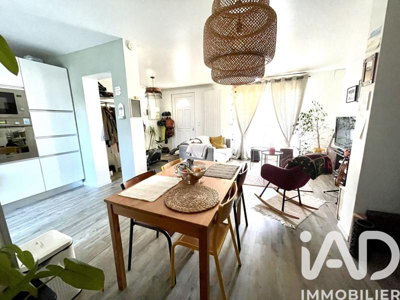 Maison - 84 m² - 4 pièces