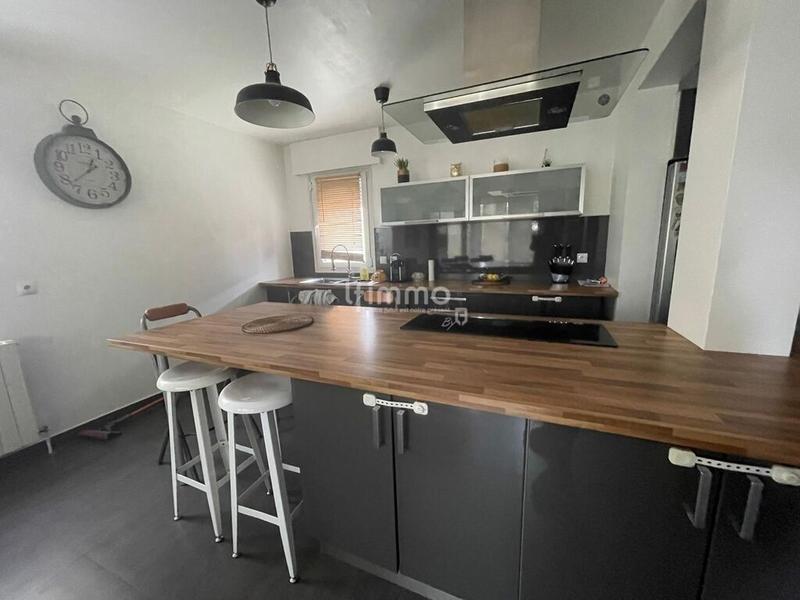 Maison - 102 m² - 5 pièces