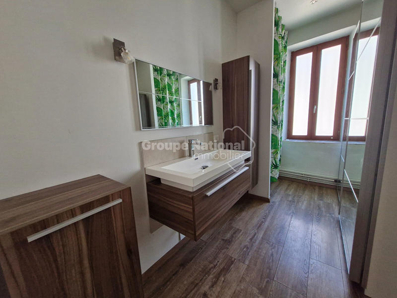 Maison - 102 m² - 4 pièces