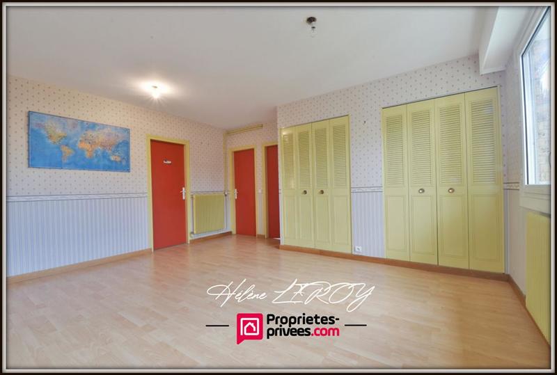 Maison - 198 m² - 6 pièces