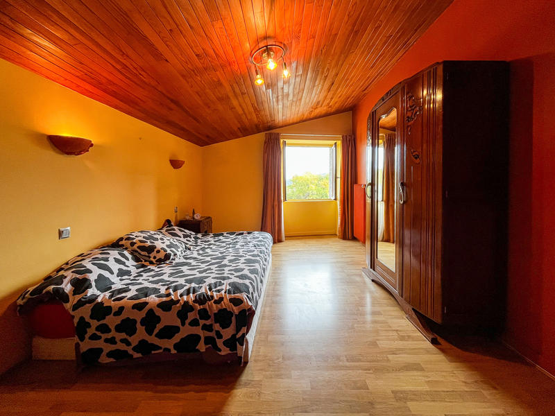 Maison - 125 m² - 5 pièces