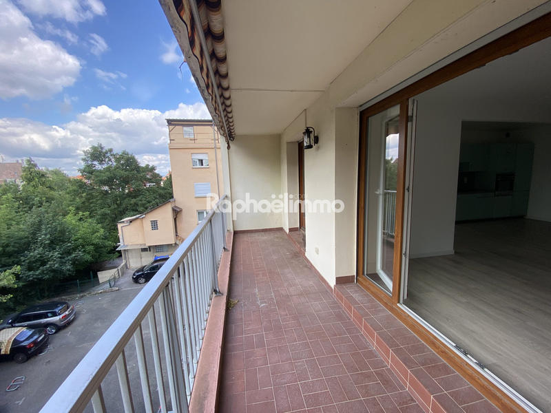 Appartement - 90 m² - 3 pièces