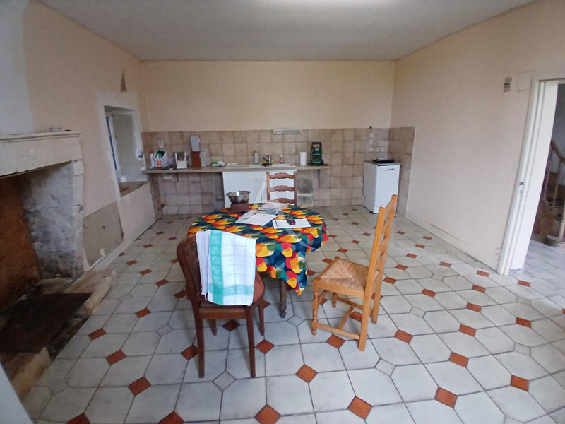 Maison - 210 m² - 6 pièces